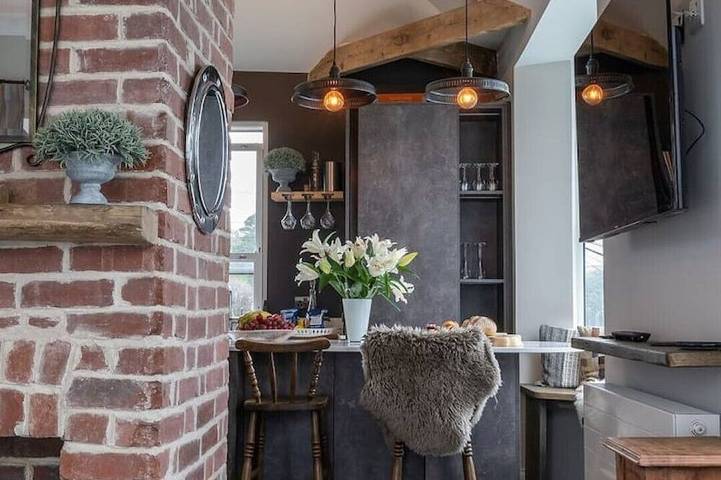Cottage for 10 people, with garden, with pets in Fowey