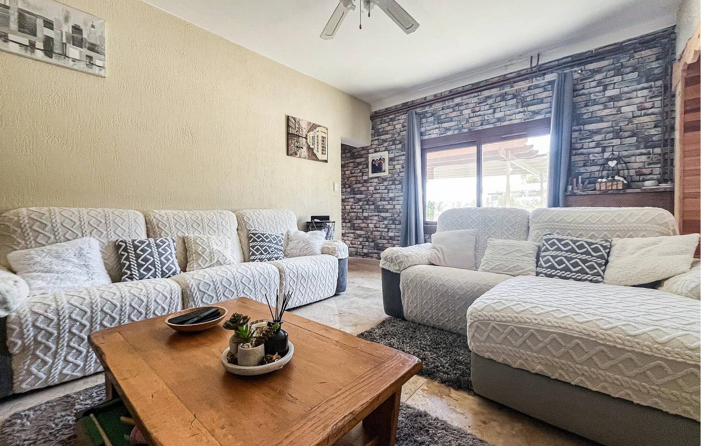 Moderno Apartamento con Piscina, WiFi y Parking | Cerca de GIPSY BEACH | Arles in Arlés, Region de Arles