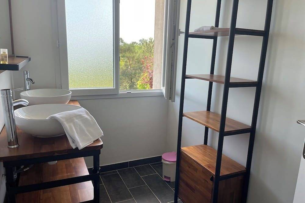 Appartement entier, Appartement Les hyacinthes 6 in Saint-André-d'Allas, Périgord Noir