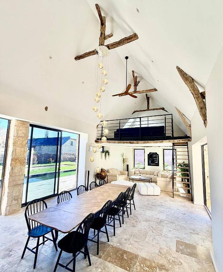 Location de vacances pour 10 personnes, avec sauna et jardin ainsi que vue et piscine, animaux acceptés à Coly - 3