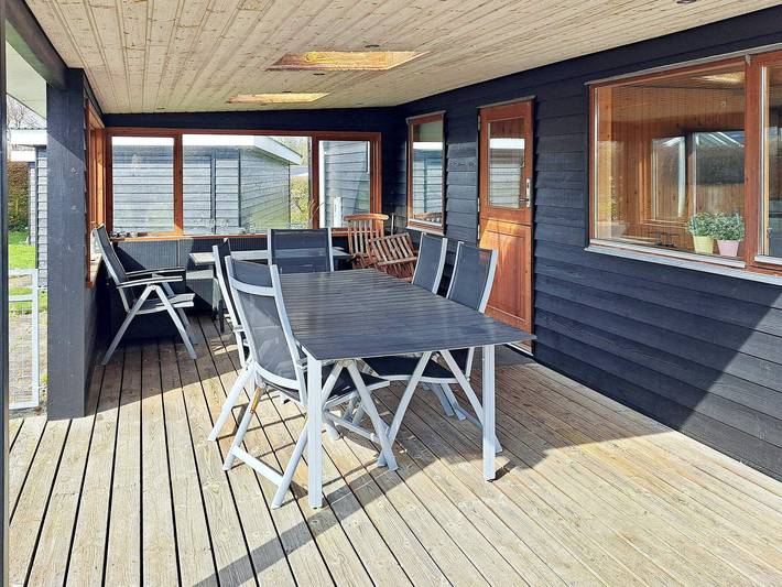 Ferienhaus für 6 Personen, mit Terrasse in Øster Hurup - 4
