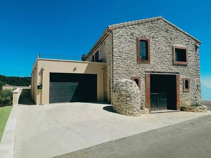 Location de vacances pour 8 personnes, avec balcon et jacuzzi à Berlou - 2