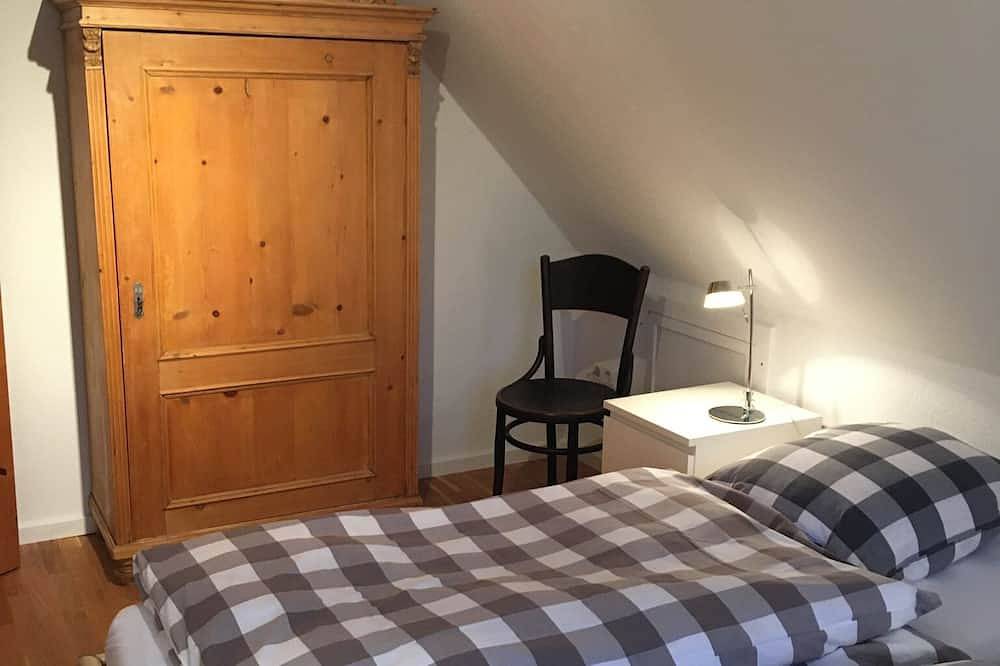 Tiempo fuera en una cabaña de granjero restaurada in Rysum, Krummhörn