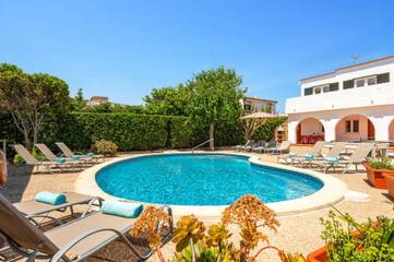 Villa in Ciutadella, Coast of Menorca für 12 
