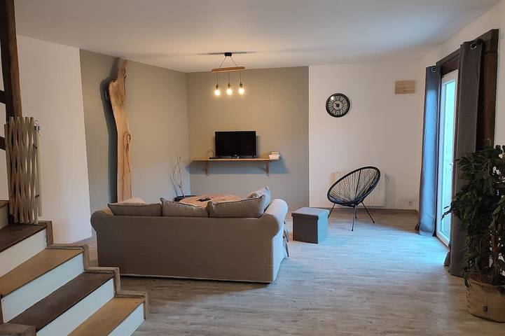 Location de vacances pour 5 personnes, avec jardin et terrasse à Loudun