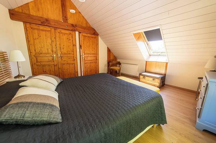 Location de vacances pour 6 personnes, avec jardin et terrasse à Coubisou - 3