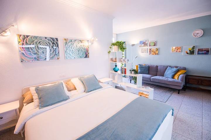 Appartement entier, Studio confortable avec balcon sur la Plaza del Charco. Wifi gratuit in Puerto de la Cruz, Tenerife du Nord
