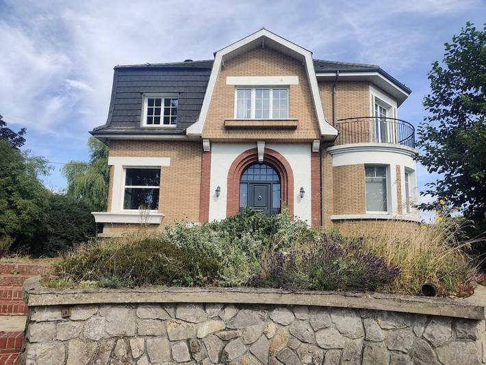 Location de vacances pour 15 personnes, avec vue ainsi que terrasse et jardin à Audincthun