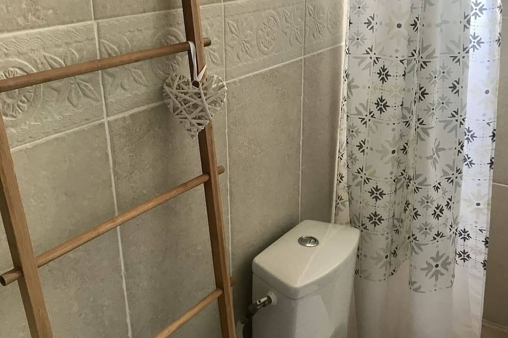 Appartement entier, Joli et confortable F2 Eccica-Suarella in Eccica-Suarella, Région d'Ajaccio