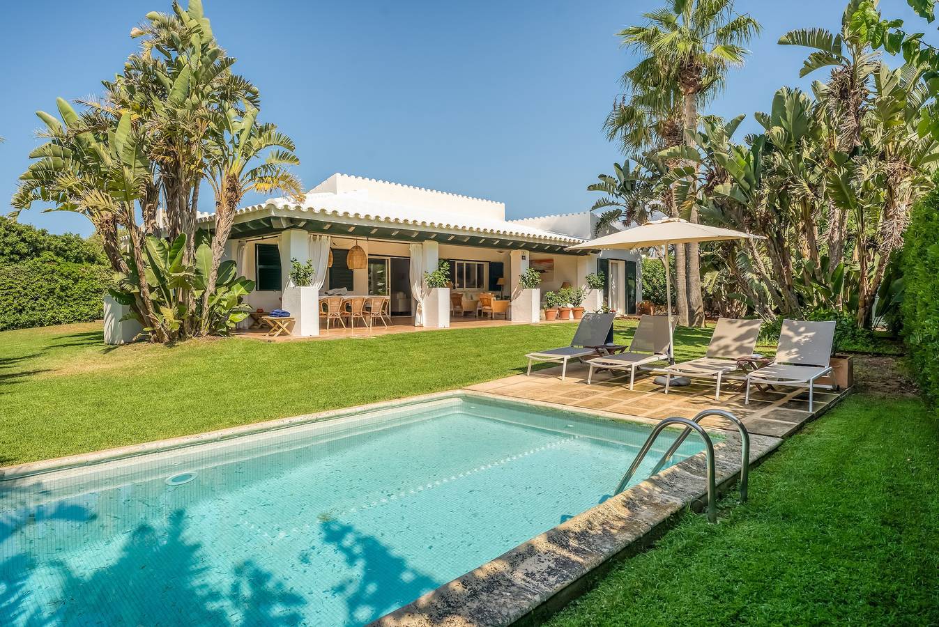 Chalet Sa Boga con piscina, jardín y Wi-Fi in Cap d'en Font, Sant Lluís