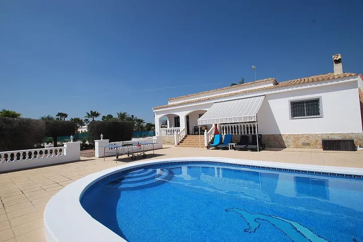 Finca für 8 Personen, mit Pool und Balkon sowie Garten - 1