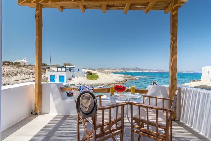 Holiday rental for 3 people, with Ocean view and Balcony in Milos