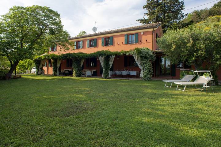 Casa de vacaciones para 8 personas con jardín in Pésaro, Pesaro-Urbino
