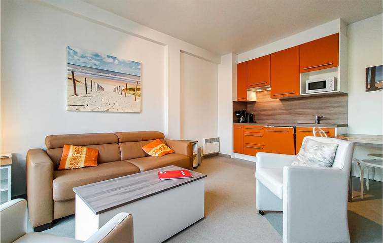 Ganze Ferienwohnung, Ferienwohnung für 3 Personen mit Terrasse in Oostende stadt, Oostende