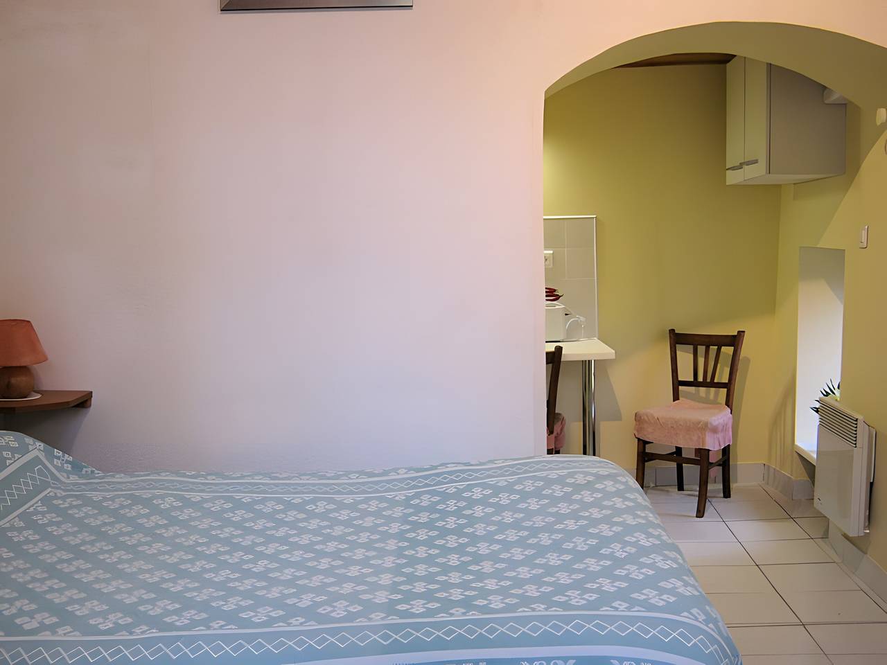 Apartment 'Studio' mit privater Terrasse und gemeinsamem Garten in Panazol, Limoges und Umgebung