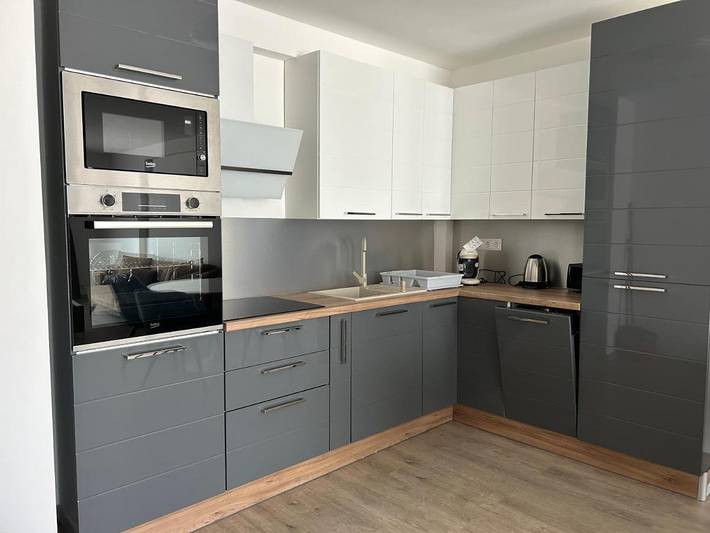 Ferienwohnung für 5 Personen, mit Pool und Seeblick sowie Ausblick und Garten, mit Haustier in Siofok - 4