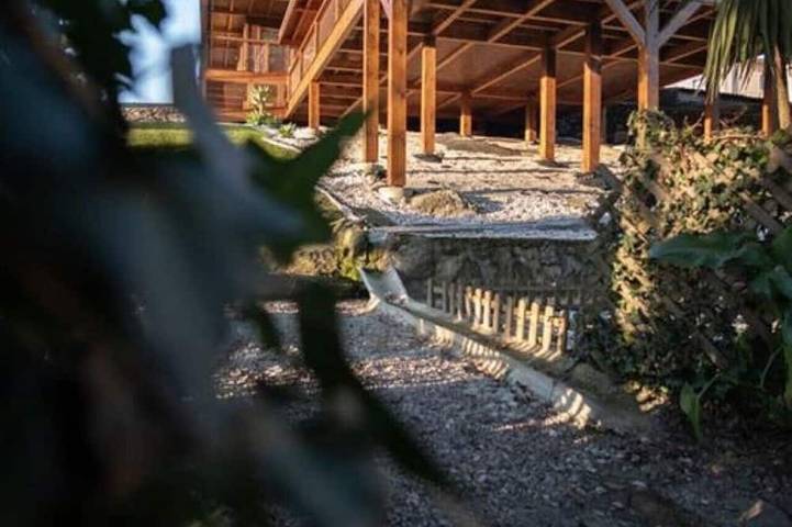 Gîte pour 4 personnes, avec jardin ainsi que piscine et balcon