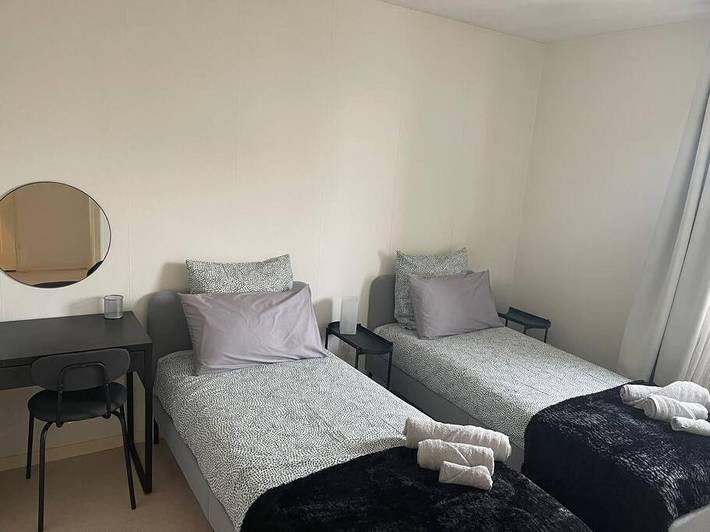 Location de vacances pour 8 personnes, avec jardin à Chenôve - 3