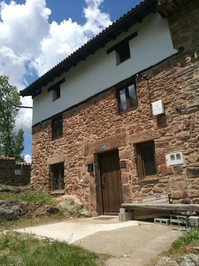 Casa rural para 19 personas, con vistas y jardín, Se admiten mascotas - 1