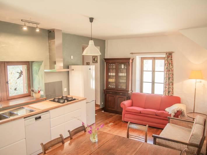 Ferienhaus für 6 Personen, mit Terrasse und Garten sowie Pool in Frankreich - 4