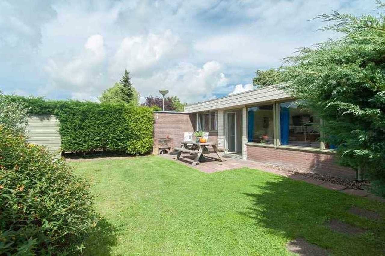 Schoorlmates' Bungalow Schoorldam/Warmenhuizen: Privatsphäre genießen in Noord-Holland - Kust van de Noordzee