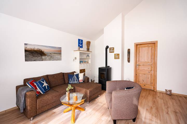 Ganze Ferienwohnung, Küstenglück, direkte Strandlage, inkl. Sauna und Strandkorb am Strand in Sierksdorf, Ostholstein
