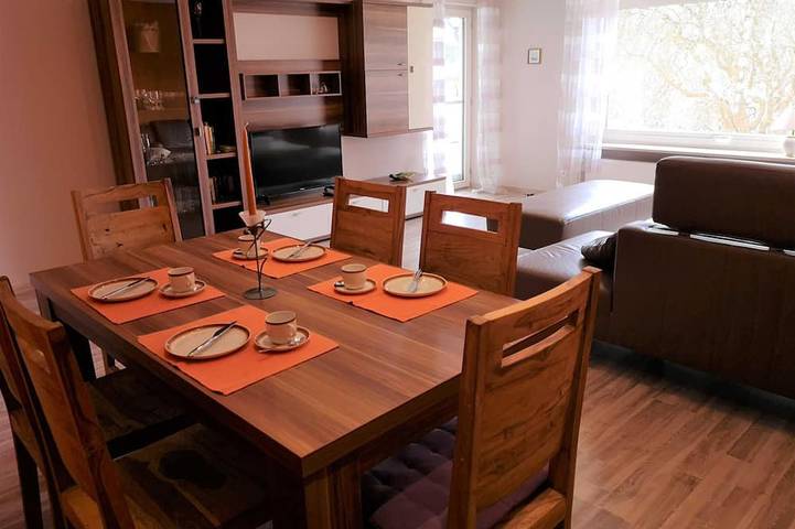 Ferienwohnung für 4 Personen, mit Terrasse und Garten in Wiesenthau