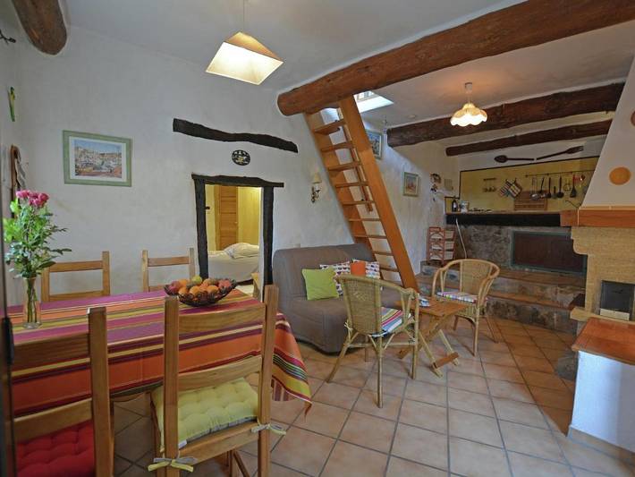 Location de vacances pour 4 personnes, avec jardin à Fenouillet - 2