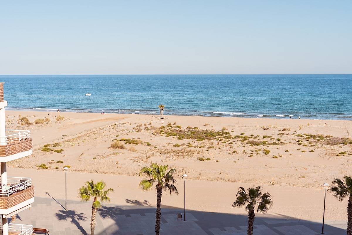 Apartamento entero, Apartamento de vacaciones para 4 personas con balcón/terraza in Torredembarra, Costa Dorada