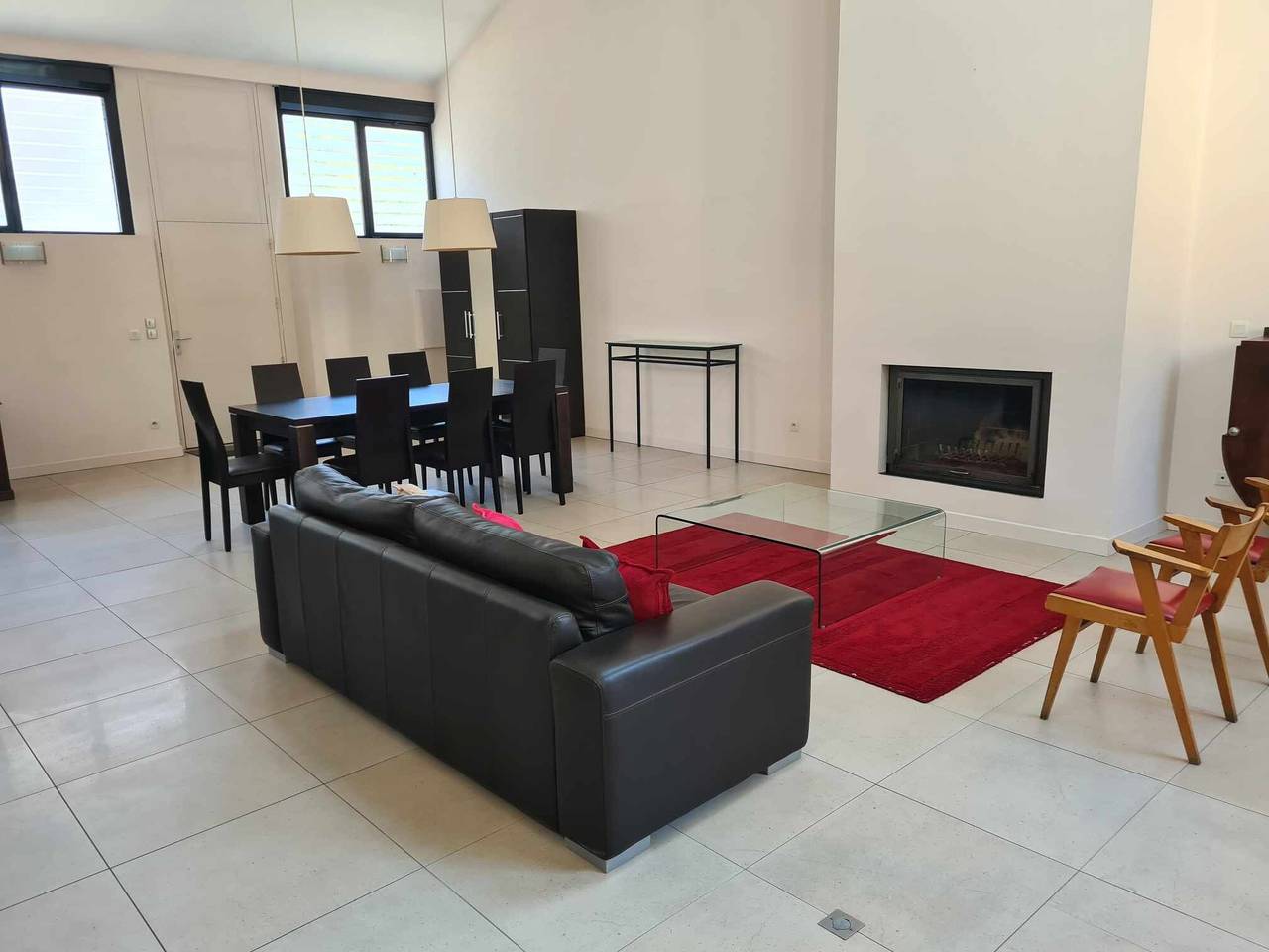 Apartamento entero, Casa vacacional 'The Loft' con terraza privada, Wi-Fi y aire acondicionado in Romans-sur-Isère, Región de Valence