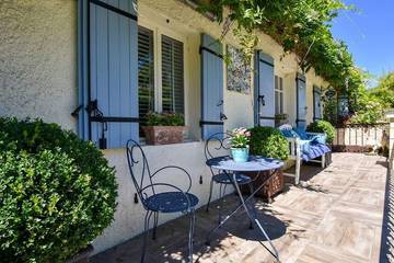 Location de vacances pour 4 personnes, avec jardin et balcon à Villefranche-du-Périgord