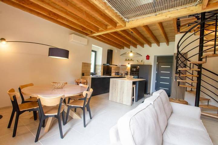 Location de vacances pour 6 personnes, avec jardin et terrasse à Thiviers - 3