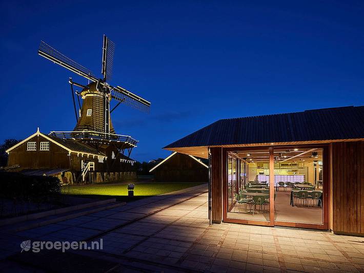 Ferienhaus für 72 Personen, mit Terrasse und Balkon/Terrasse