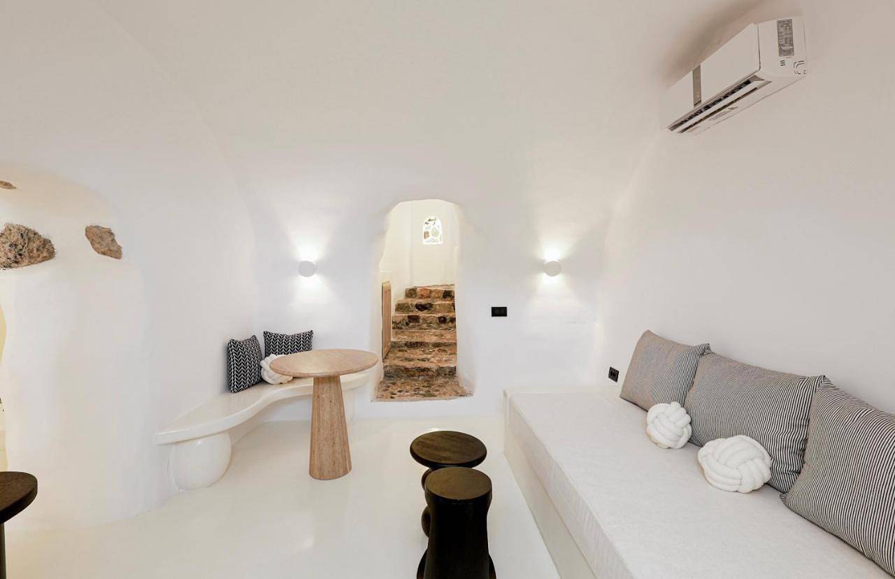 Geheel appartement, Bluewhite Suites & Villa Santorini in Pyrgos Kallistis, Santorini