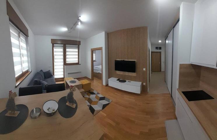 Ferienwohnung für 4 Personen, mit Balkon und Ausblick in Serbien