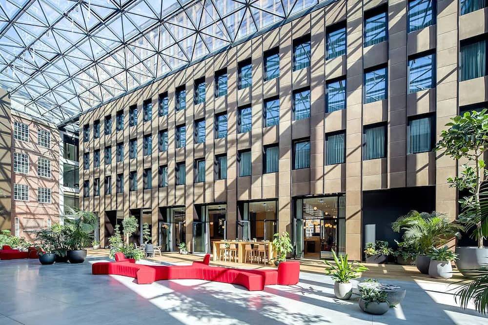 Peaceful Place Near Walking Trails — Easy Access to Nature and Free Parking in Oisterwijk, Noord-Brabant