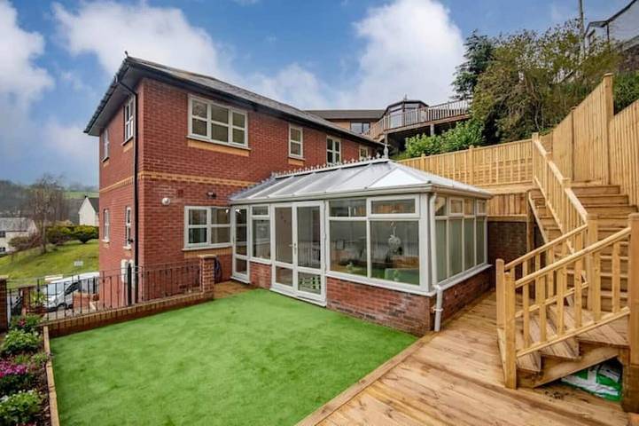 Holiday rental for 8 people, with balcony and garden, with pets in Llangollen