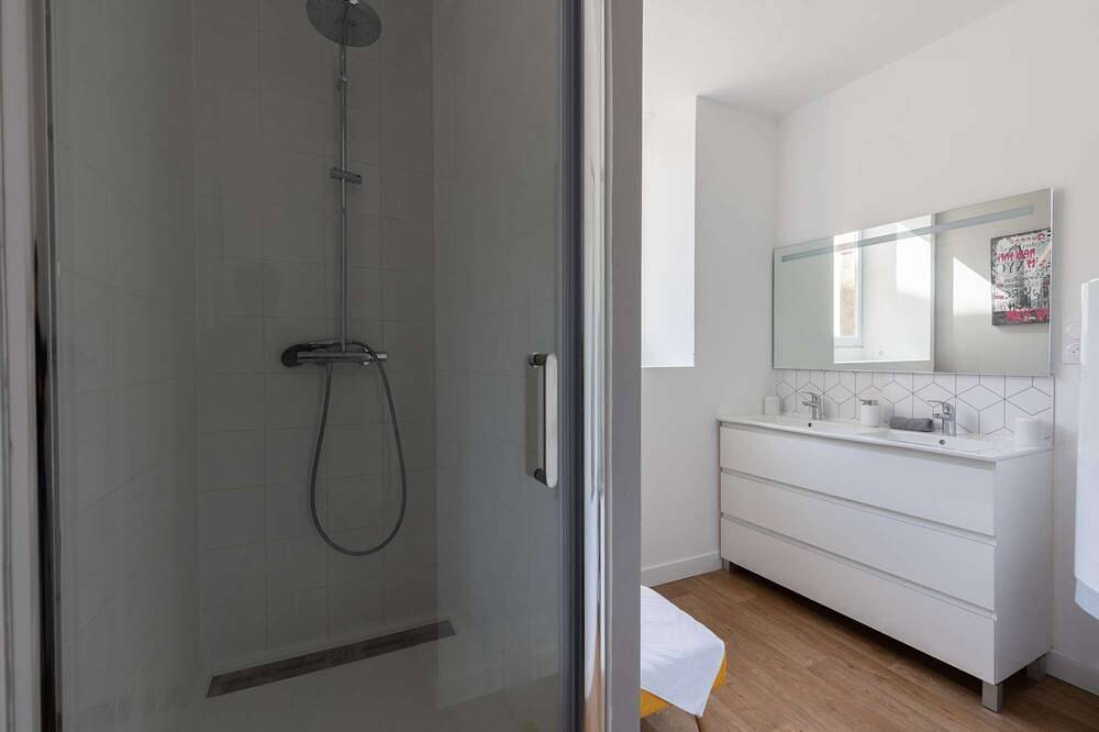 Appartement entier, L'appart K-Za -Wifi Fibre- Checkin auto- 6 p in Le Mans, Sarthe