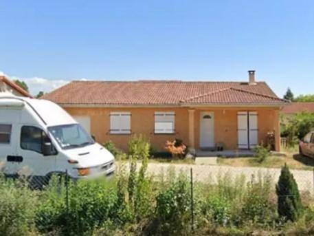 Location de vacances pour 4 personnes, avec jardin, animaux acceptés à Priay