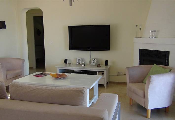 Villa with Pool near Fuengirola with Mountain View, Pool, Wi-Fi & Garden in Mijas Costa, Mijas