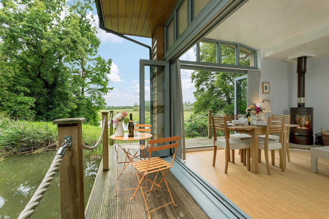 Riverside Lodge and Camping Pod in the New Forest in Fordingbridge, Hampshire