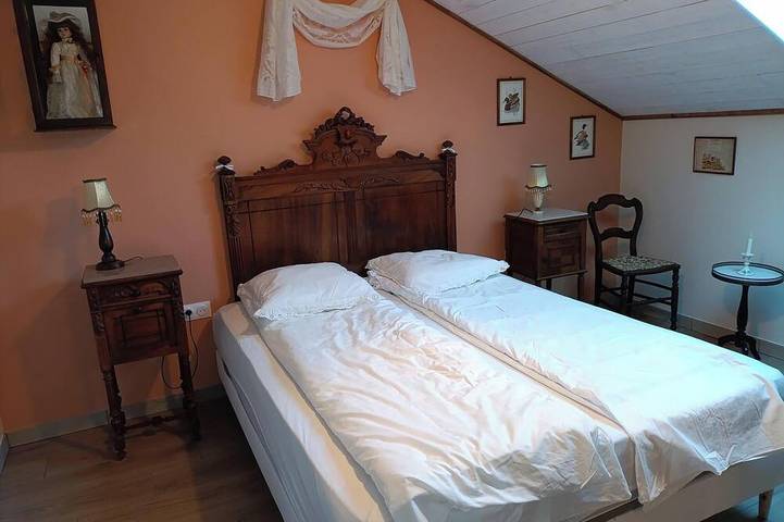 Appart clim 3 chambres 6 personnes 1er étage avec jardin et 2 places parking in Bistroff, Forbach und Umgebung