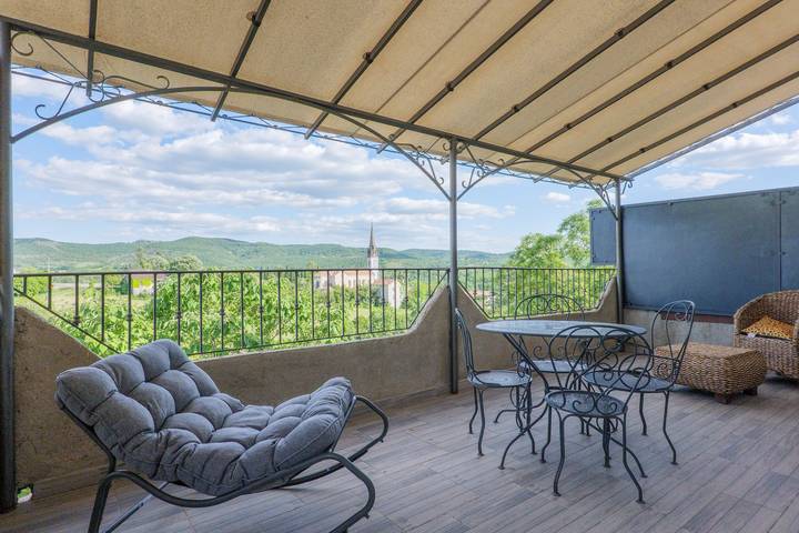 Appartement de vacances pour 4 personnes, avec bassin pour enfant et jardin, adapté aux familles en Ardèche - 3