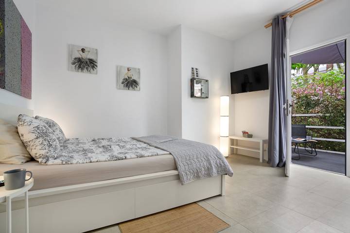 Estudio entero, Apartamento Fantástico 4 – Aire acondicionado, parking gratis, terraza y vistas a la montaña in Playa Jardin, Puerto de la Cruz