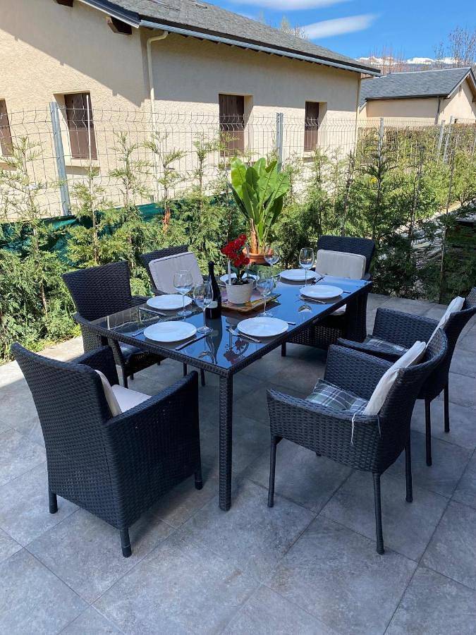 Gîte pour 8 personnes, avec jardin et jacuzzi à Bourg-Madame - 2