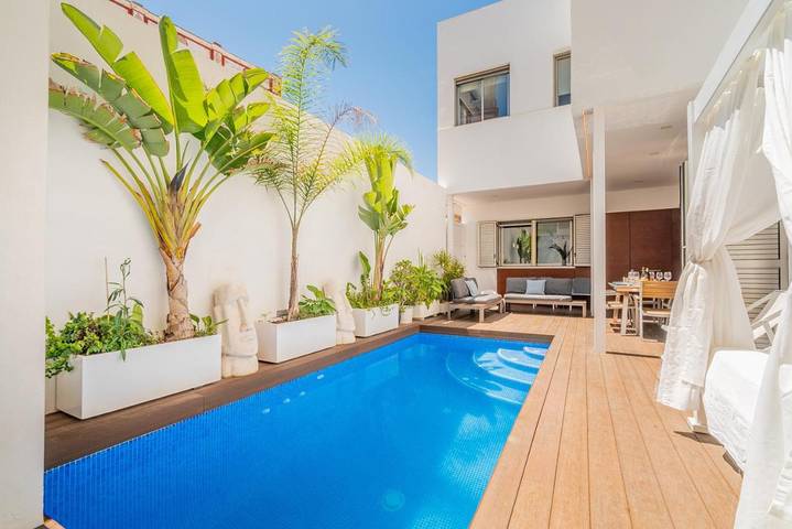 Casa rural para 8 personas, con Jacuzzi además de Terraza y Piscina en Bétera