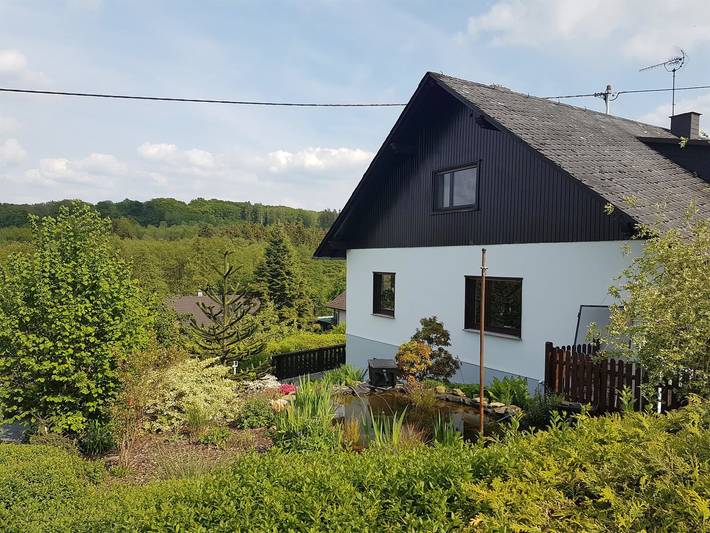 Ferienwohnung für 4 Personen, mit Balkon und Terrasse sowie Garten