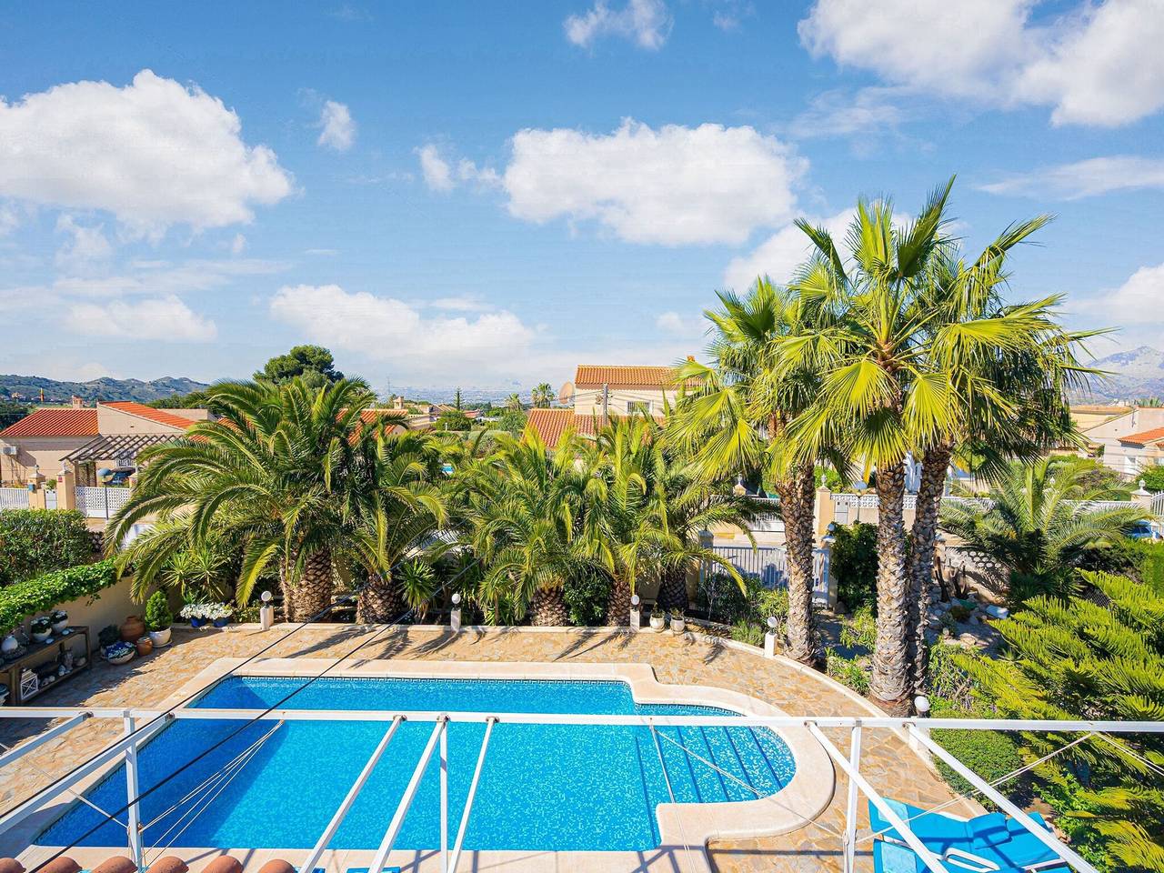 Lovely Holiday Home in Alicante with Private Swimming Pool in Busot, Costa Blanca
