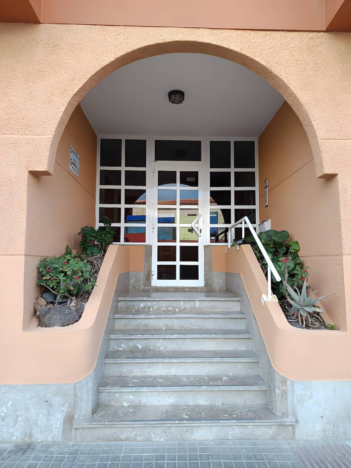 Appartement entier, Appartement de vacances 'Medano House' avec vue montagne, terrasse privée et Wi-Fi in Playa el Médano, Granadilla de Abona