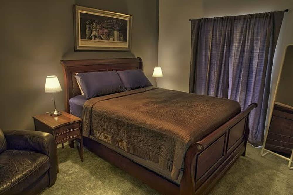 Offers available at Lake Lodge on the shores of Lough Owel in Westmeath in Mullingar, County Westmeath